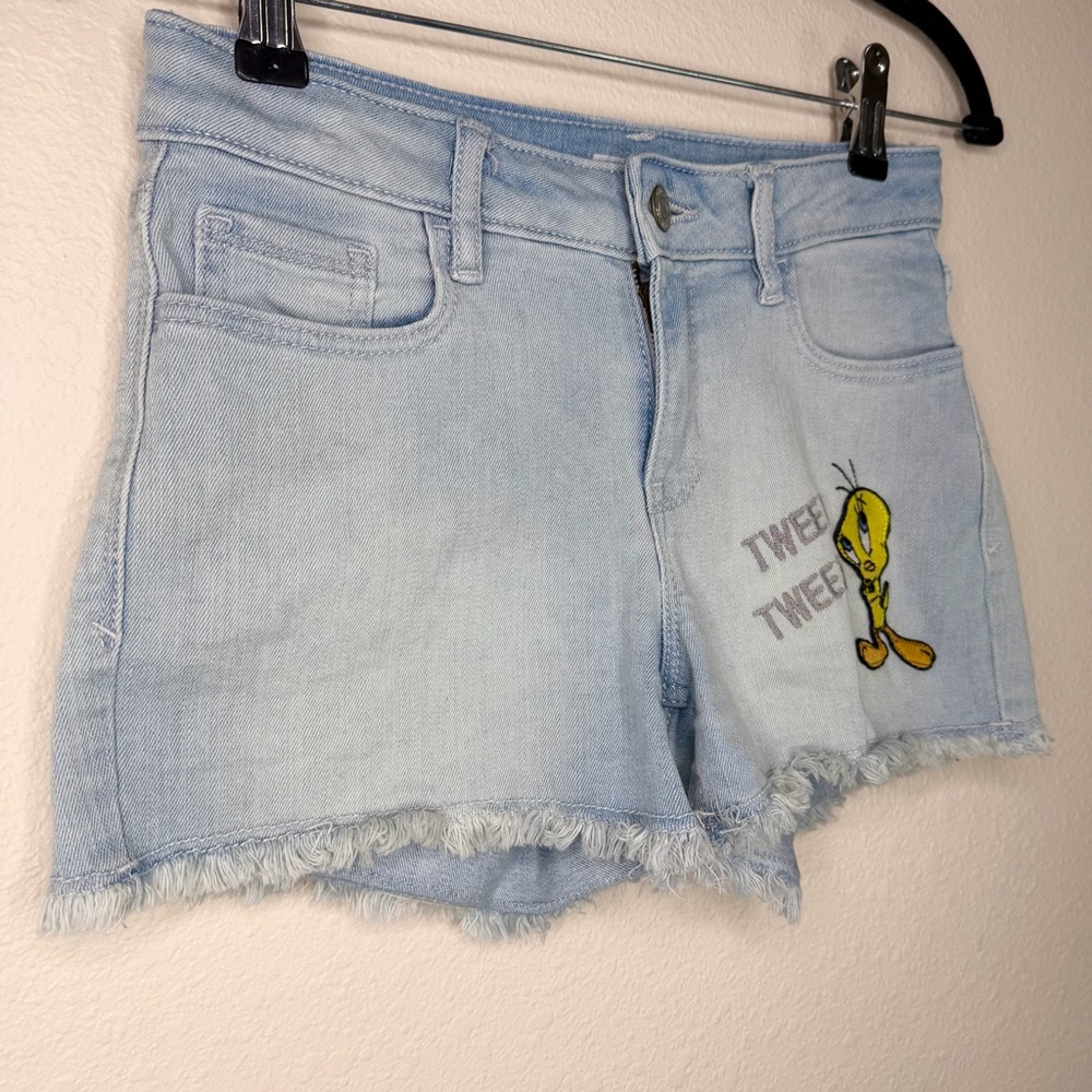 GAP Kids Looney Tunes Tweety Bird Embroidered Denim Cutoff Jean Shorts - Picture 6 of 12